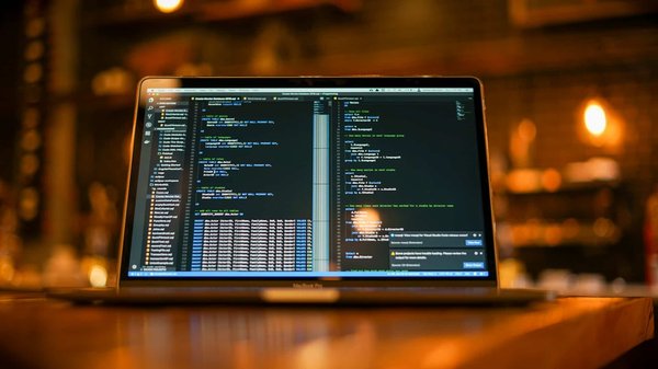 What are the best thermal management practices for a Raspberry Pi 4 in a fanless enclosure?